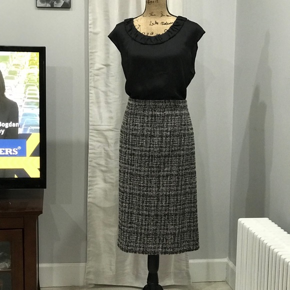 Pendleton Dresses & Skirts - Pendleton plus wool skirt size 18W